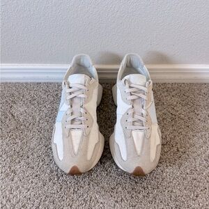 Women’s New Balance size 8.5